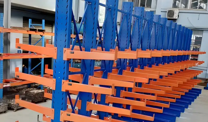 倉儲（chǔ）懸臂式貨架