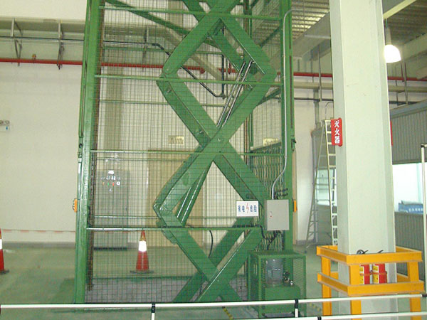 液壓升降機機械設（shè）備有哪些保養（yǎng）細則 液壓升降機 東莞液（yè）升降機（jī） 廣東液壓升降機