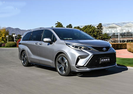 让90后的奶爸们狂喜 试驾丰田格瑞维亚