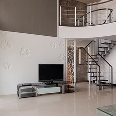 体味现代跃层转折空间的美