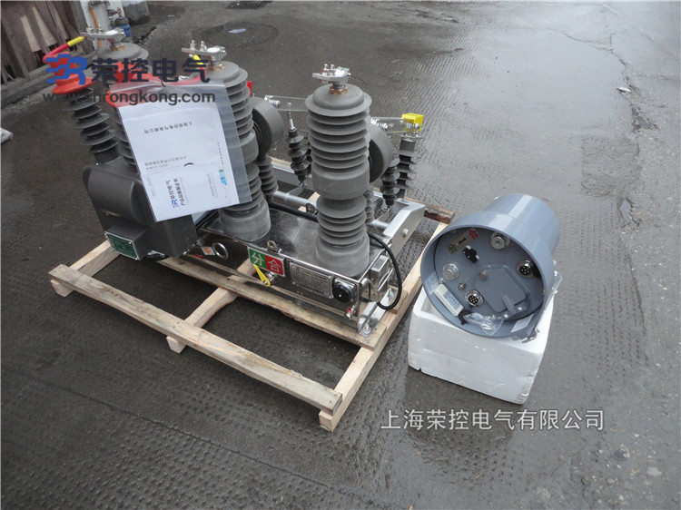 ZW32-12F/630-20带遥控 PT 智能断路器 看门狗真空开关