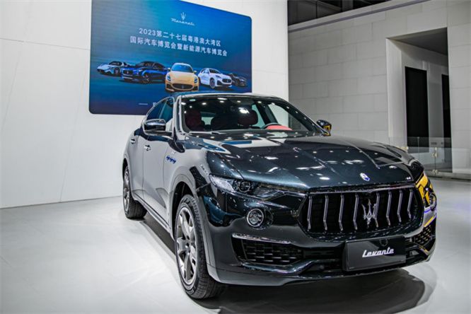 玛莎拉蒂全新GranTurismo Trofeo跑车亮相2023粤港澳大湾区车展