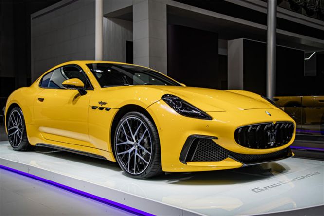 玛莎拉蒂全新GranTurismo Trofeo跑车亮相2023粤港澳大湾区车展