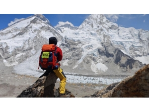 德尔地板x珠峰攀登者吴挺