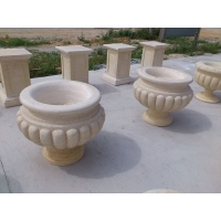 深圳石材石制品加工厂 深圳欧式石雕花钵 黄锈石花盆雕刻