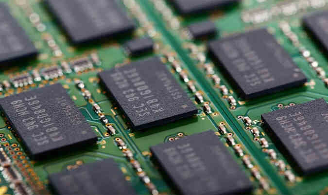 AI存储架构巨变:HBF将于2027年量产,性能堪比HBM诞生